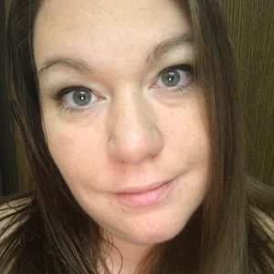 Meet your Posher, Tonya